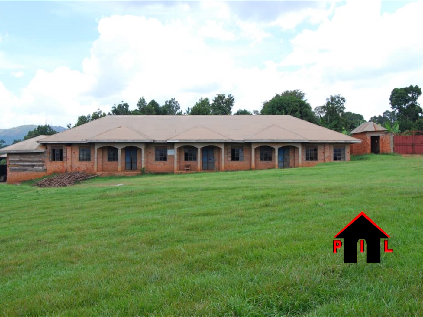 School for sale in Masindimunicipal Masindi