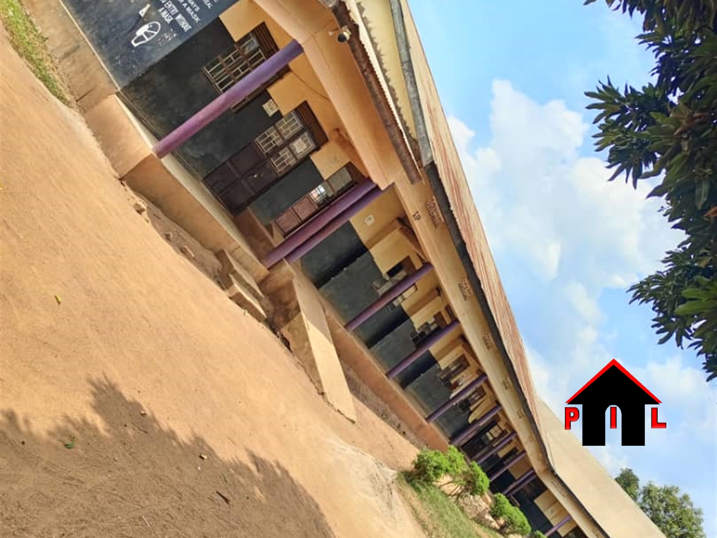 School for sale in Luweerotwn Luweero