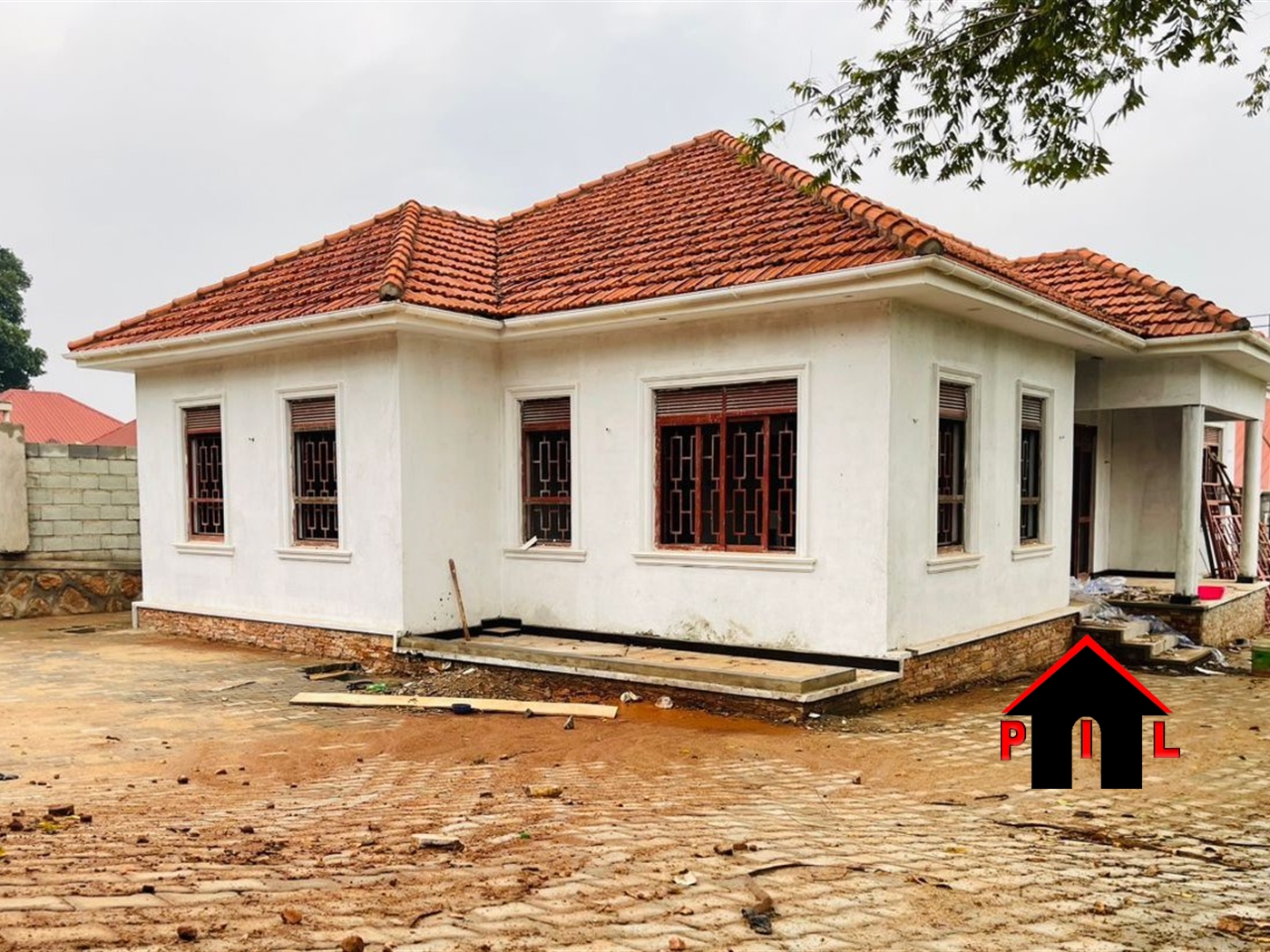 Shell House for sale in Bwebajja Wakiso