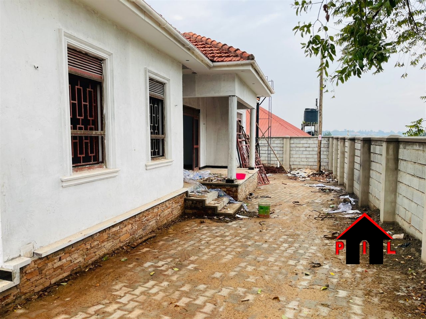 Shell House for sale in Bwebajja Wakiso