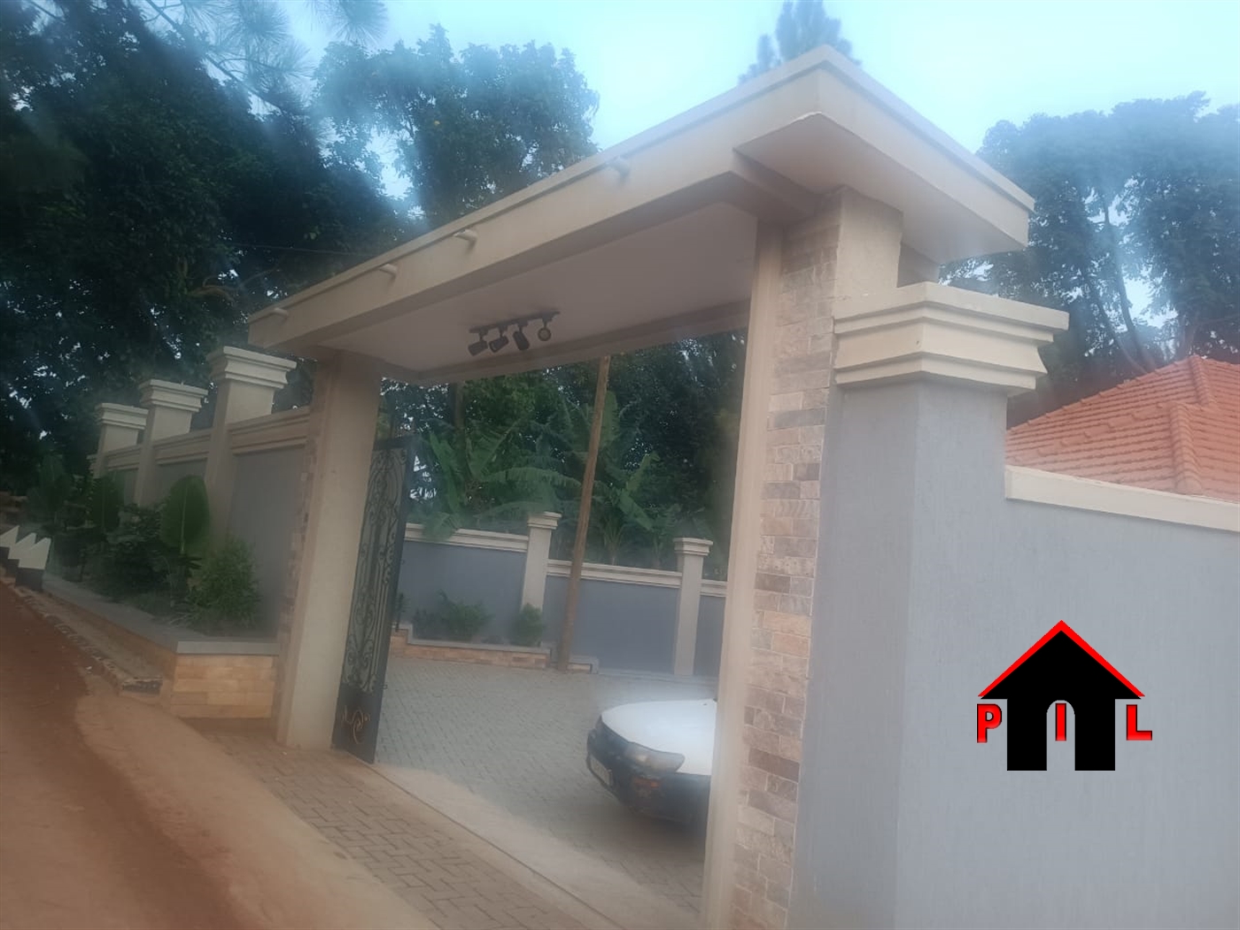 Storeyed house for sale in Busukuma Wakiso