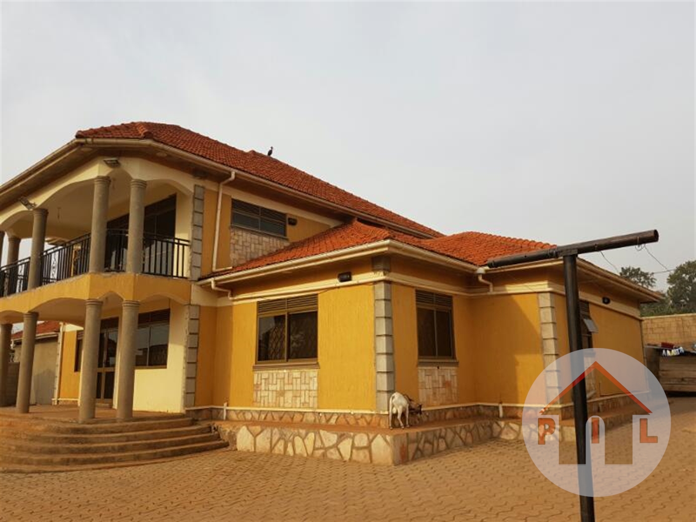 Mansion for sale in Seguku Wakiso