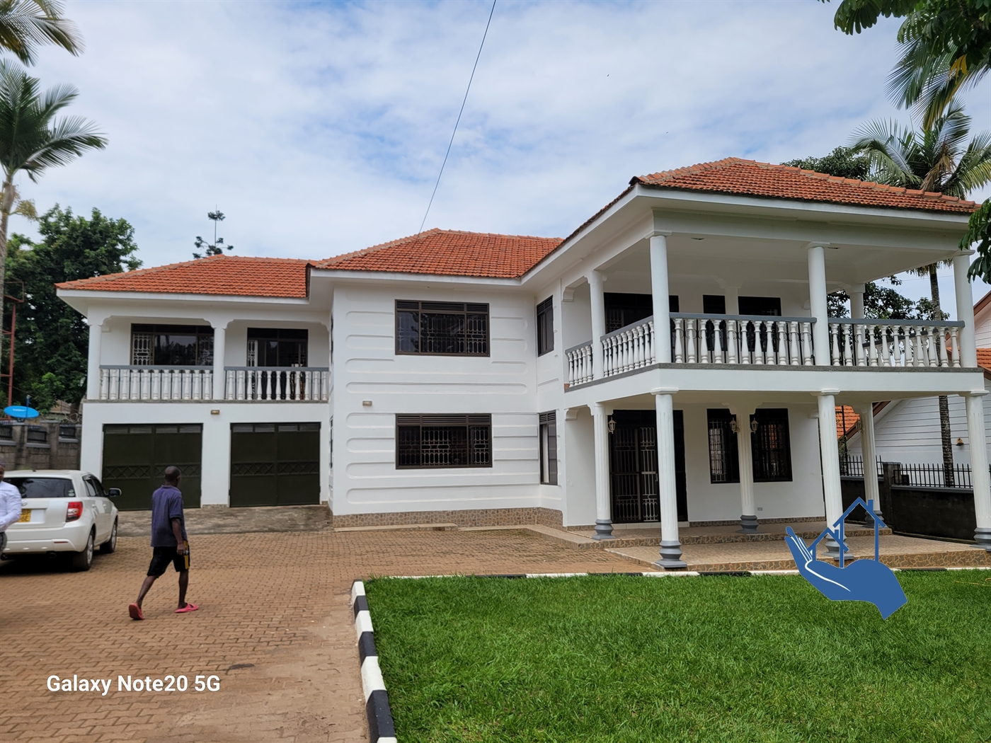 Mansion for rent in Muyenga Kampala