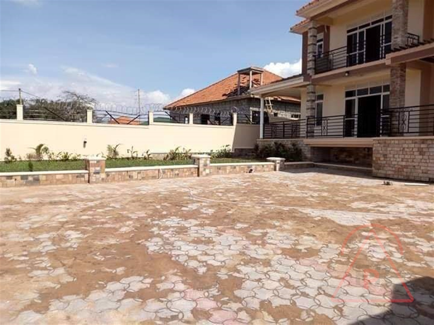 Mansion for sale in Munyonyo Kampala