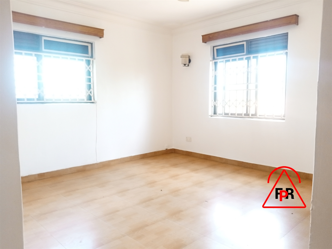 Storeyed house for rent in Bugoloobi Kampala