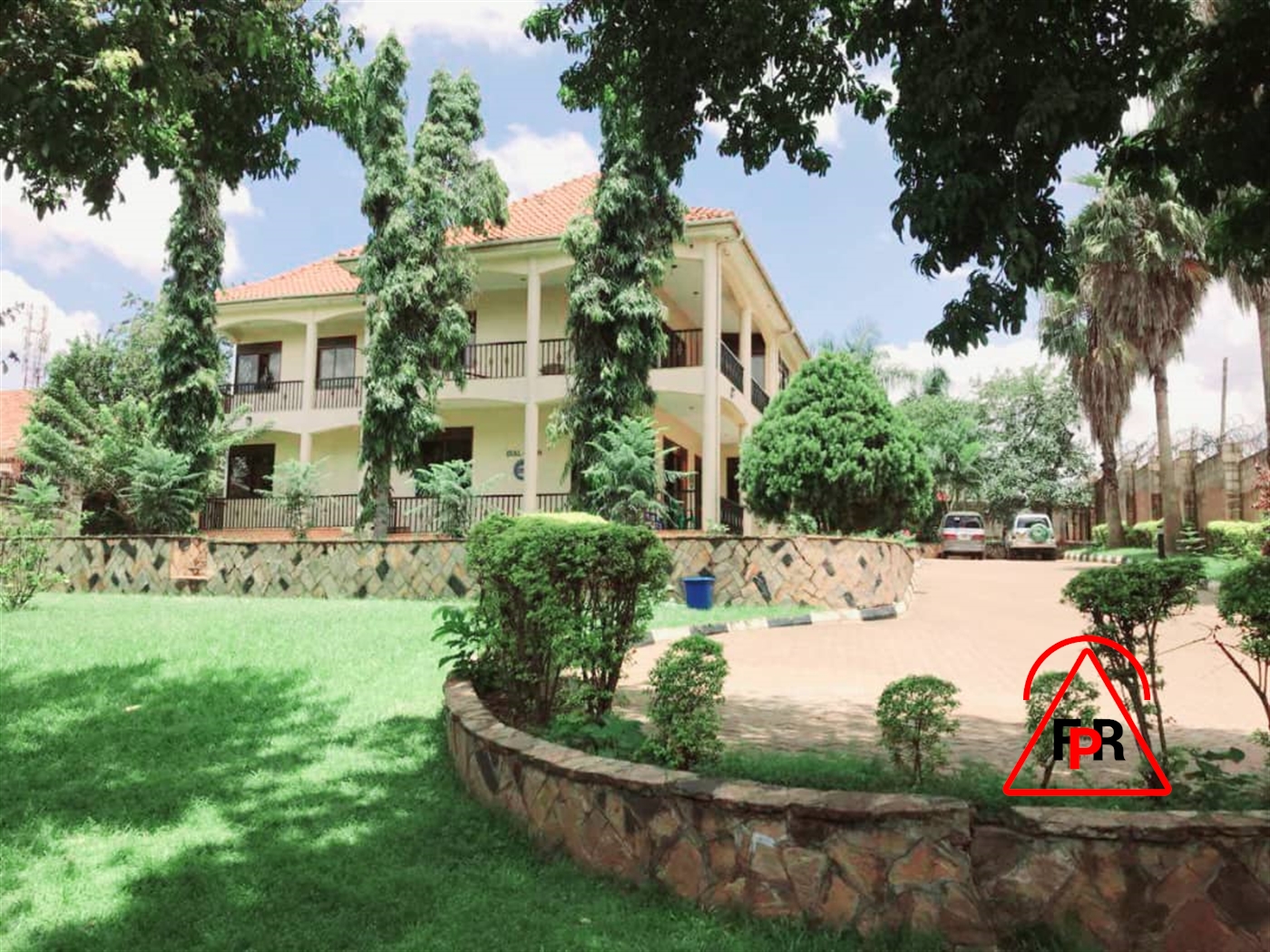 Mansion for sale in Kiwaatule Kampala