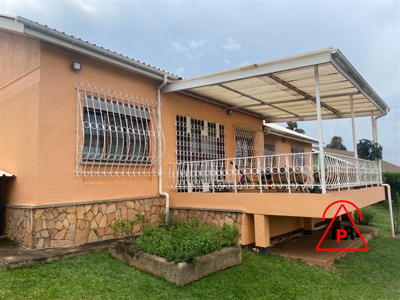 Bungalow for sale in Muyenga Kampala