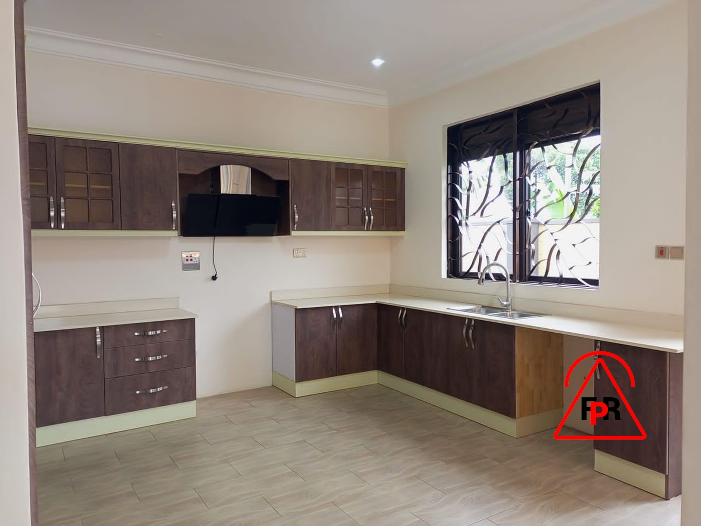 Storeyed house for sale in Mamerito Wakiso