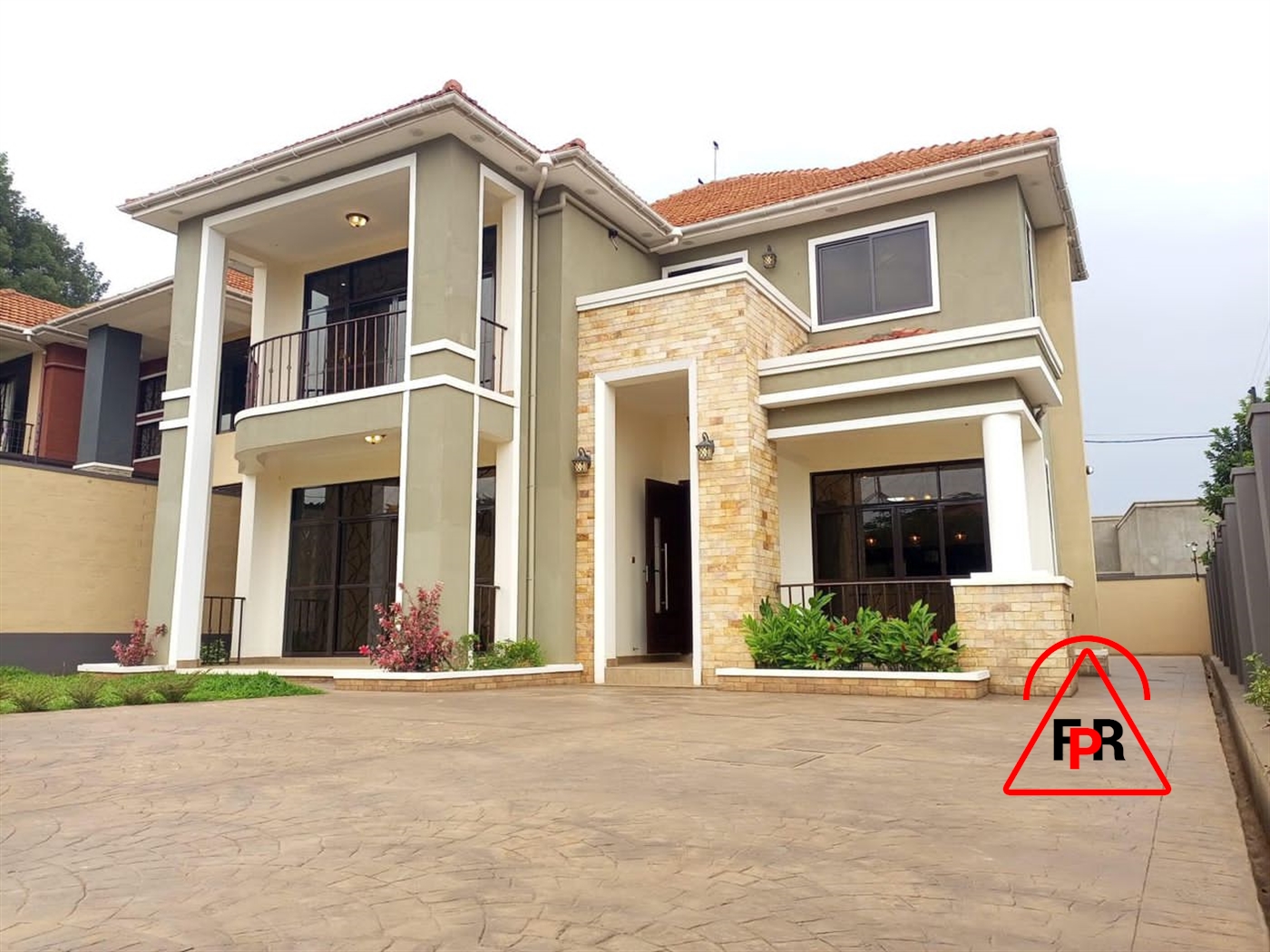 Storeyed house for sale in Mamerito Wakiso