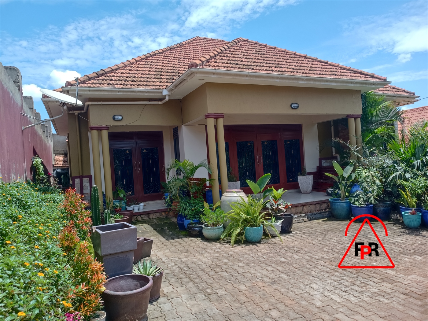 Bungalow for sale in Kira Wakiso