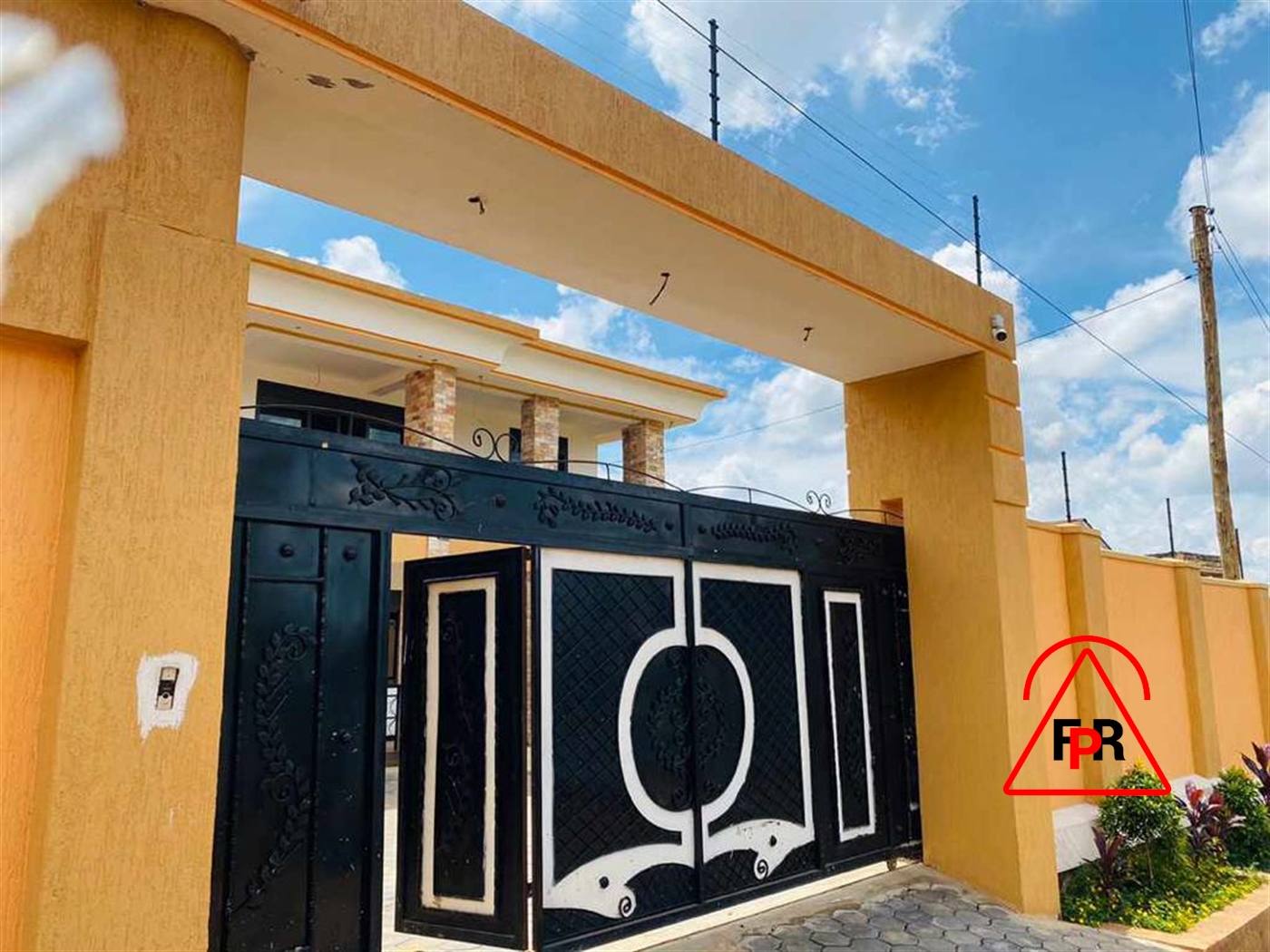 Storeyed house for sale in Ntinda Kampala