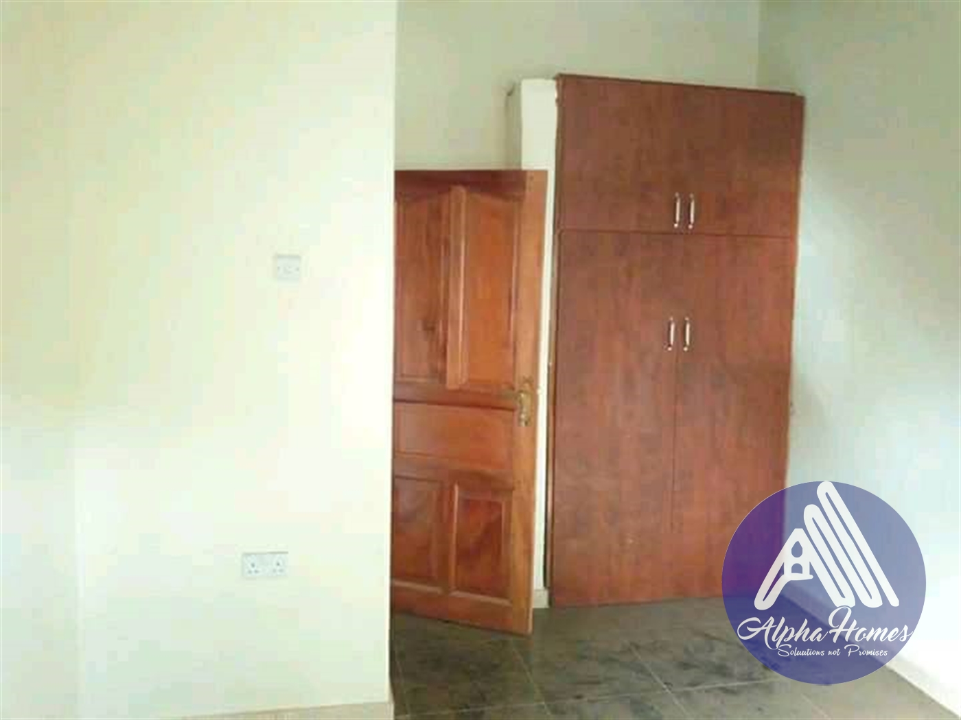 Semi Detached for rent in Najjera Wakiso