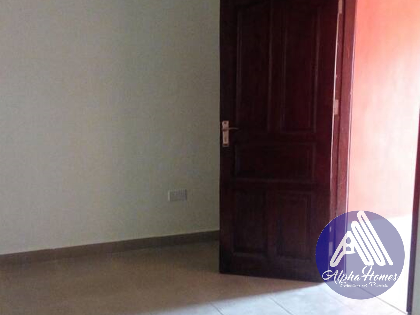 Semi Detached for rent in Mpererwe Wakiso