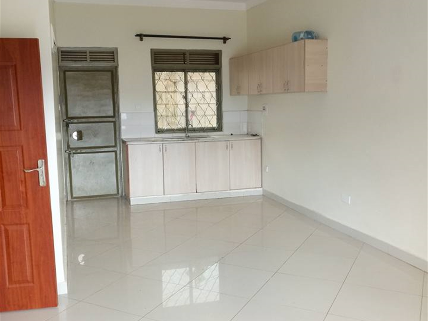 Semi Detached for rent in Kisaasi Kampala