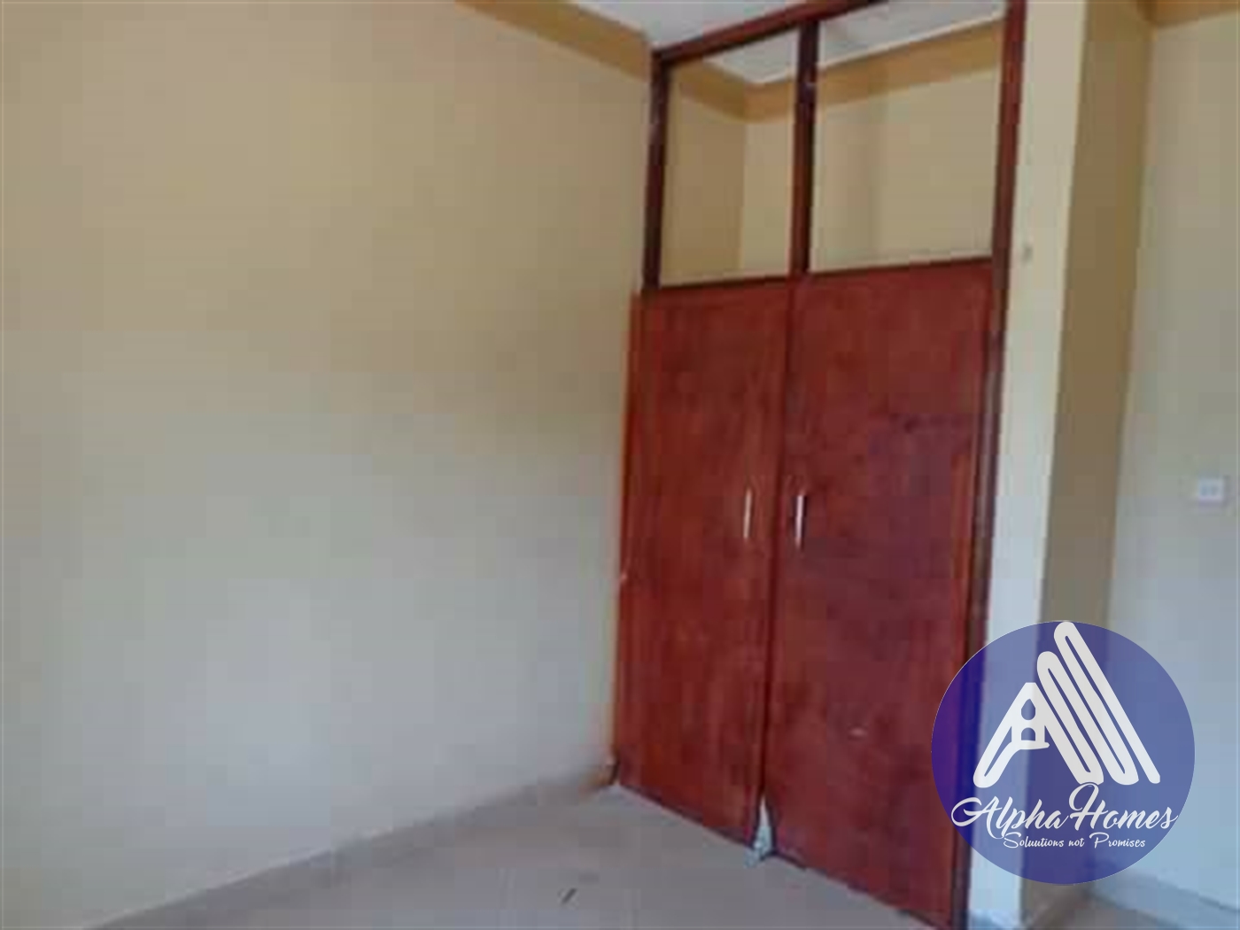 Semi Detached for rent in Mpererwe Wakiso