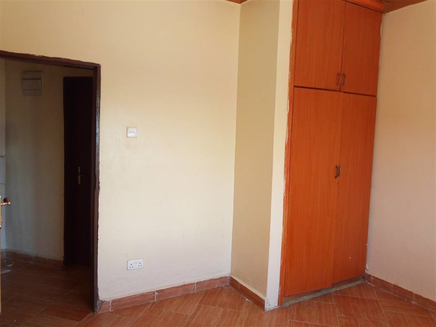 Semi Detached for rent in Bweyogerere Wakiso