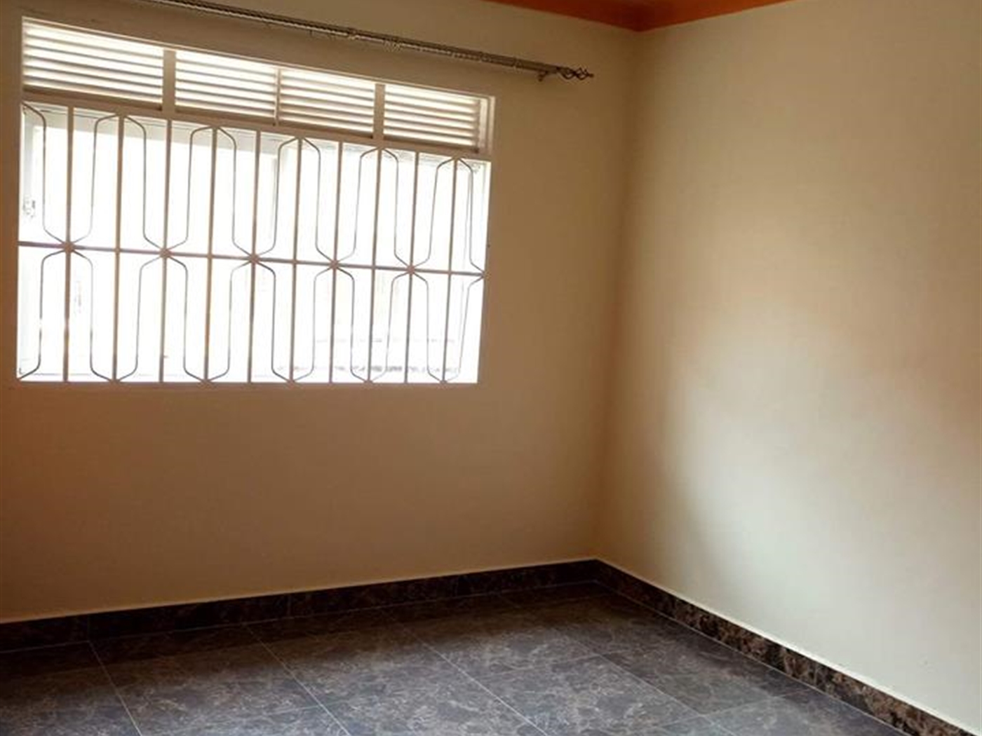 Semi Detached for rent in Kisaasi Kampala