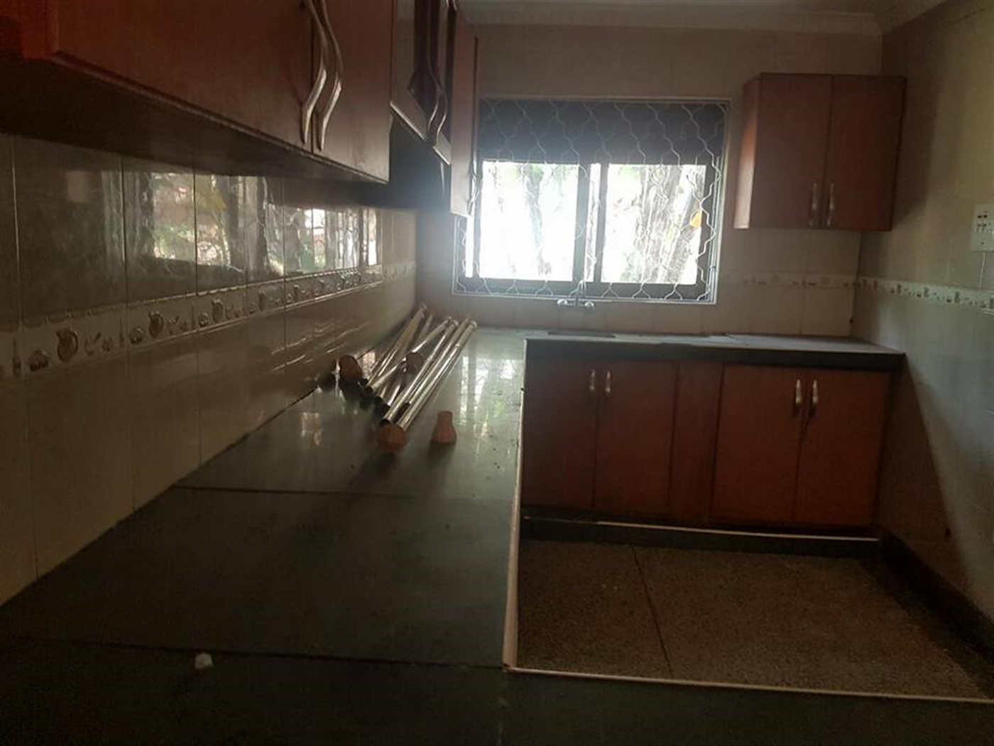 Bungalow for rent in Muyenga Kampala