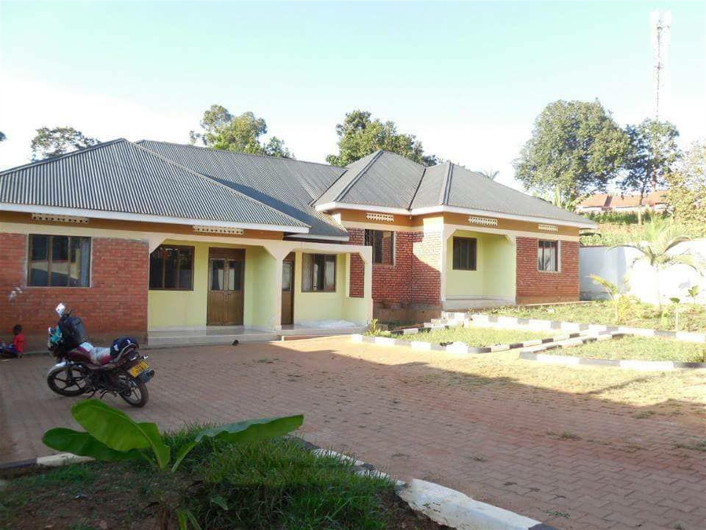 Semi Detached for rent in Kyanja Kampala