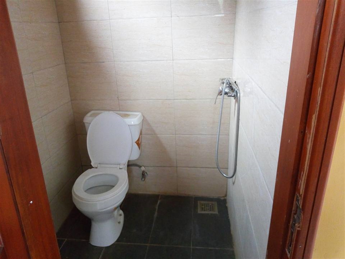 Studio for rent in Kisaasi Kampala