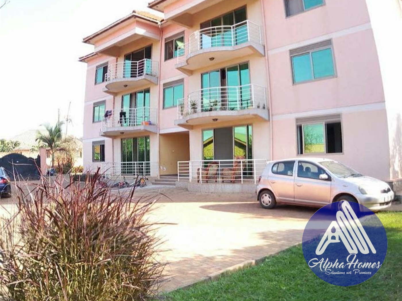 Apartment for rent in Kiwaatule Kampala