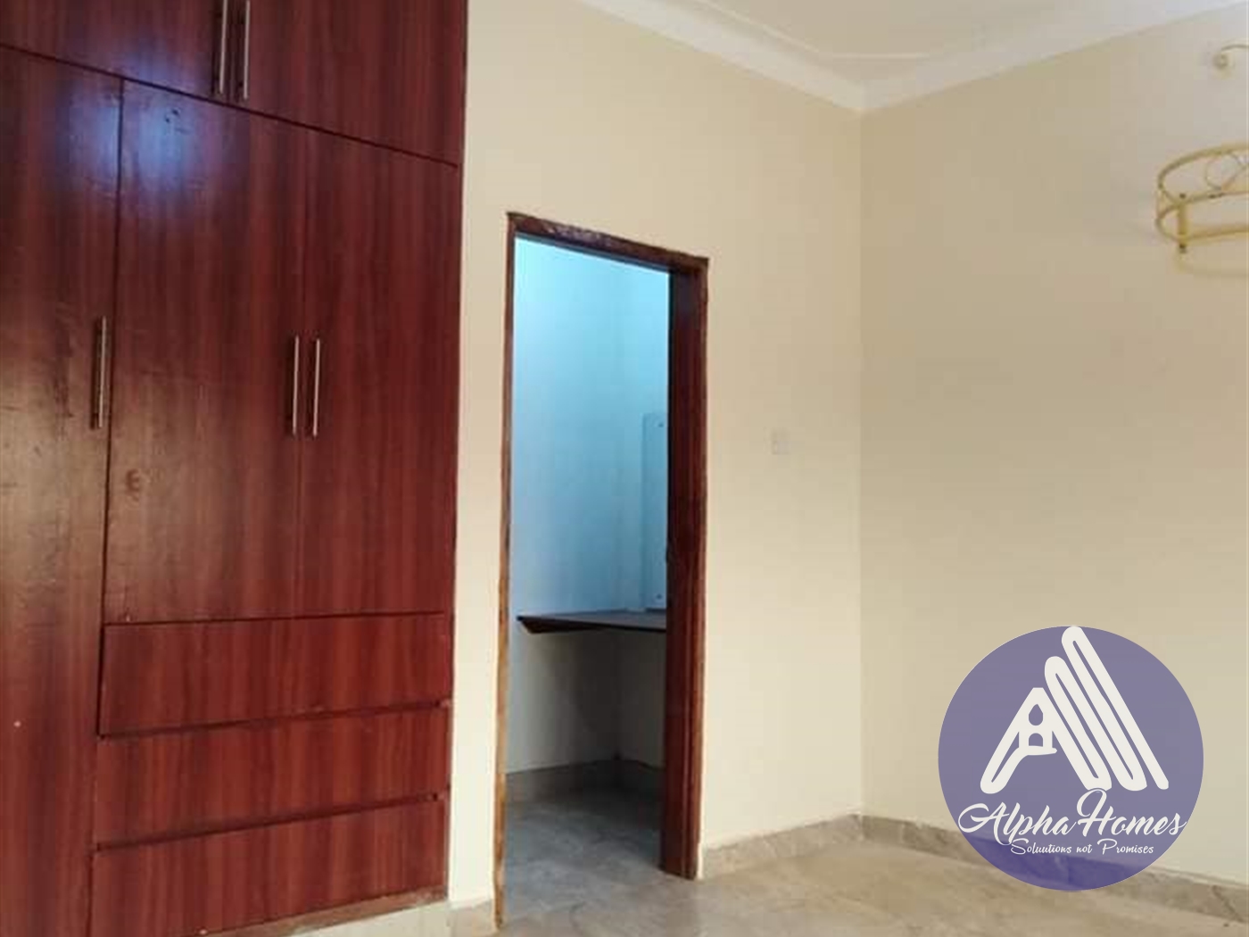 Semi Detached for rent in Kyanja Kampala