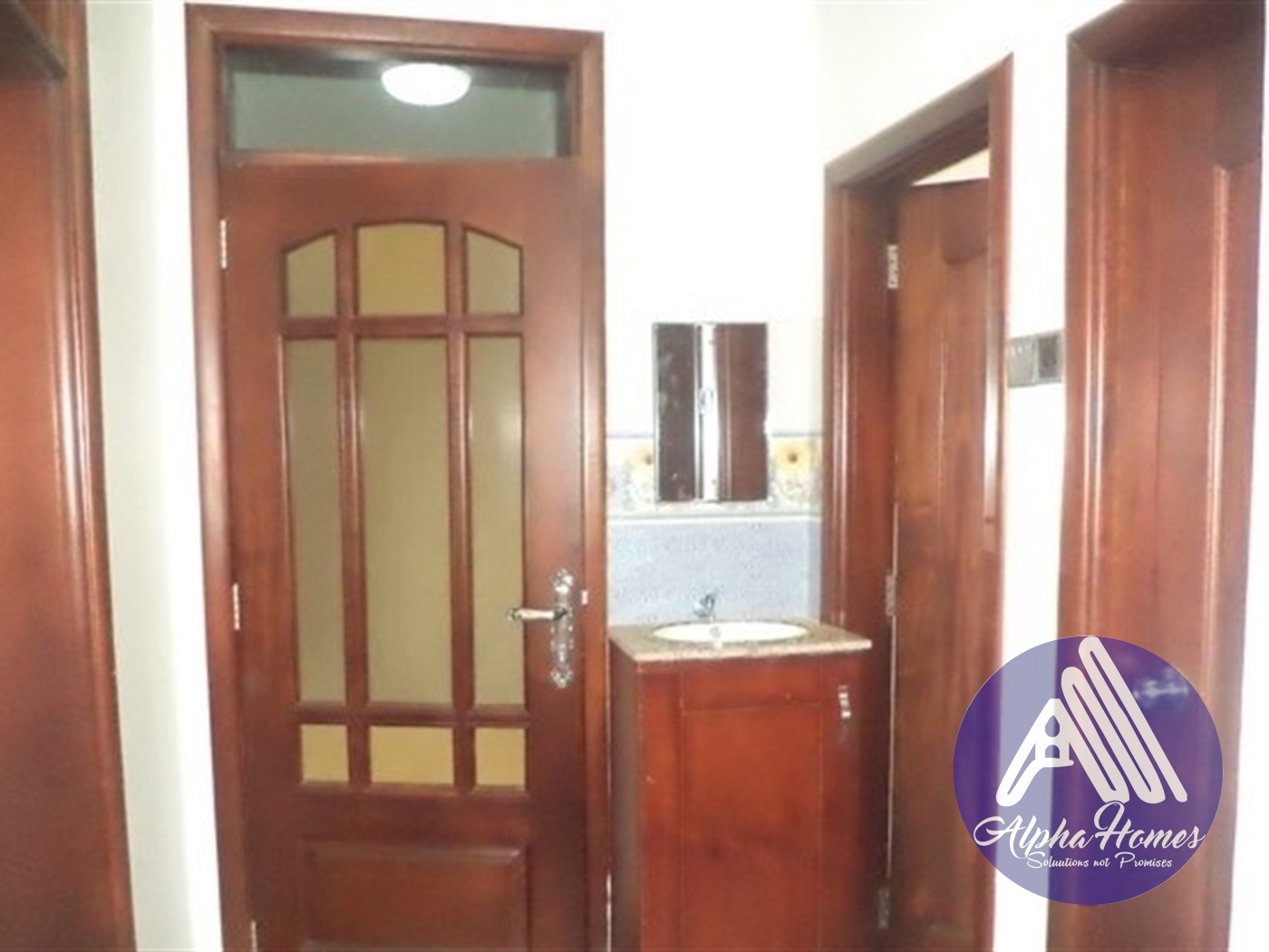 Apartment for rent in Kisaasi Kampala