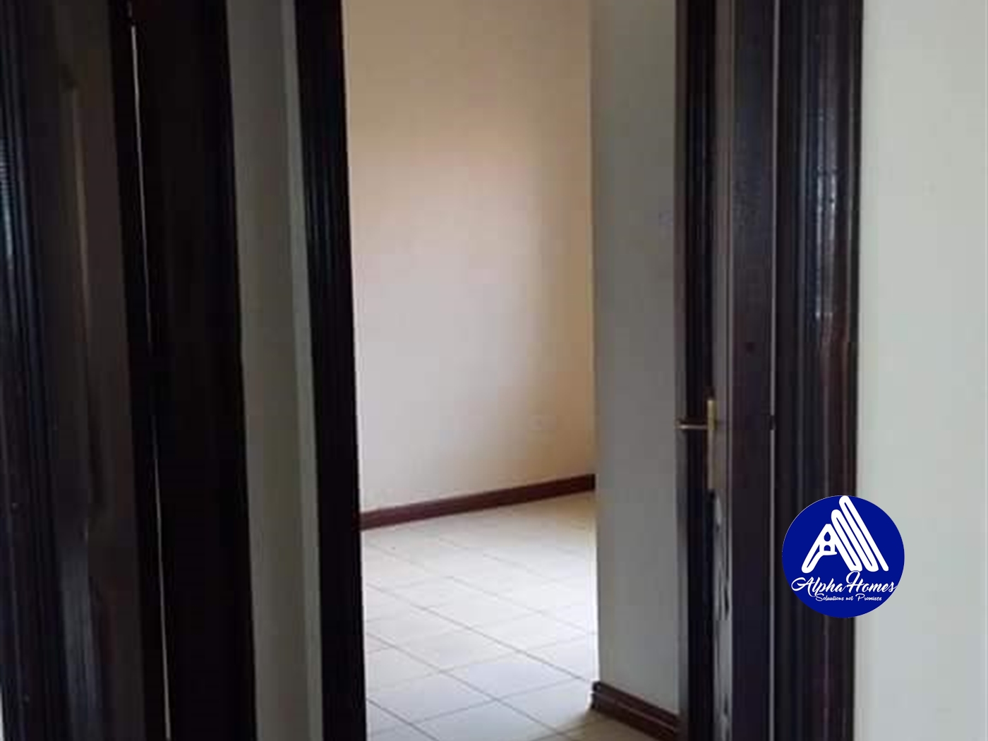 Semi Detached for rent in Bweyogerere Wakiso