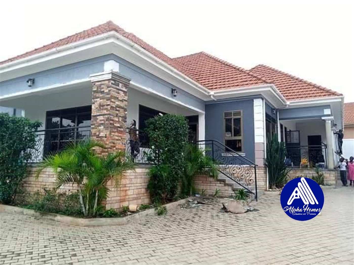 Mansion for sale in Kira Wakiso