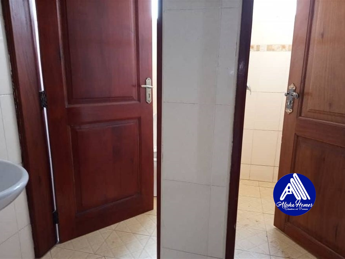 Apartment for rent in Kiwaatule Kampala