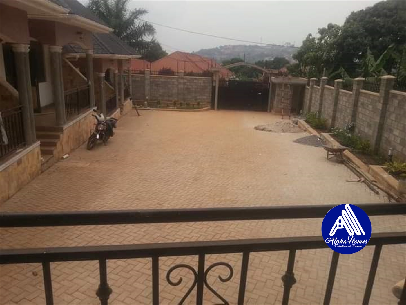 Semi Detached for rent in Kisaasi Kampala