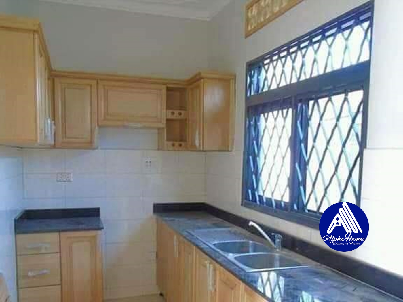 Semi Detached for rent in Kisaasi Kampala