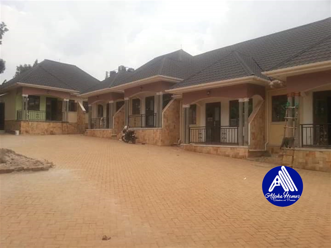 Semi Detached for rent in Kisaasi Kampala