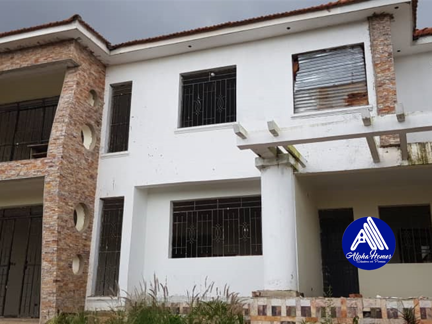 Storeyed house for sale in Kira Wakiso