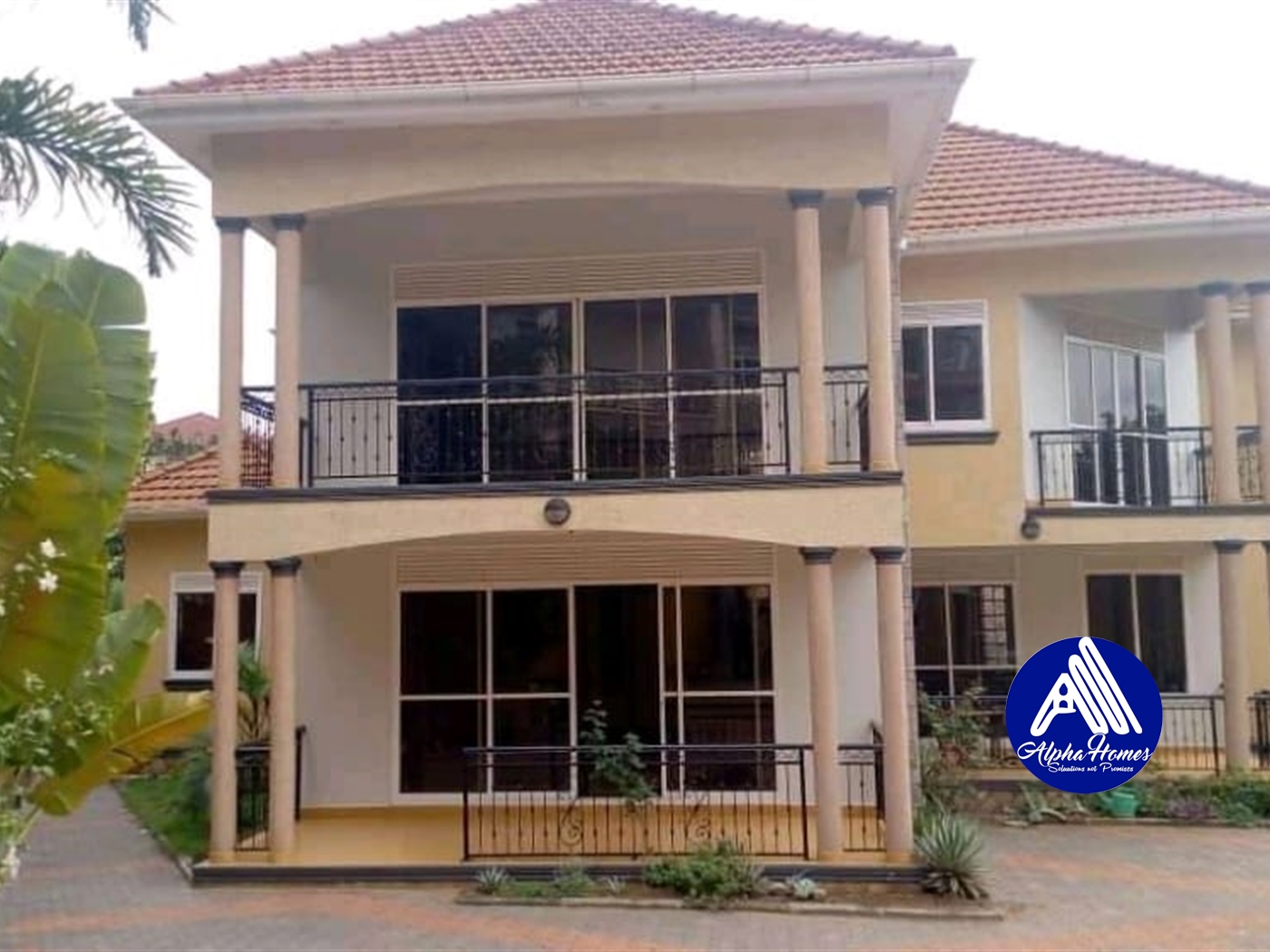 Storeyed house for sale in Munyonyo Kampala