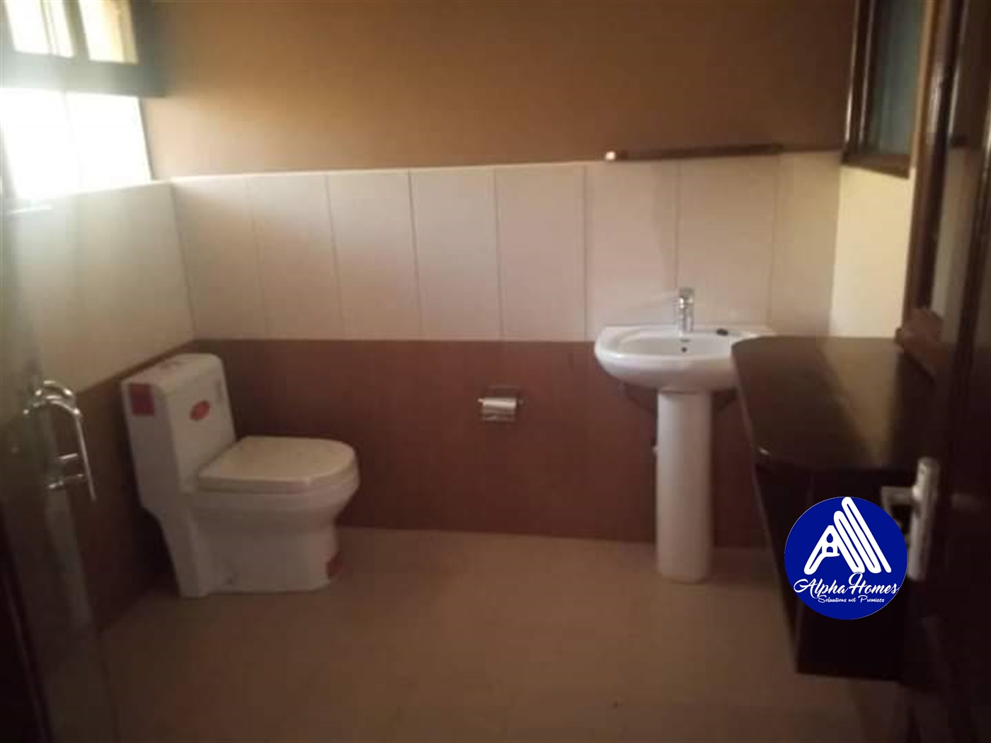 Apartment for rent in Kiwaatule Kampala