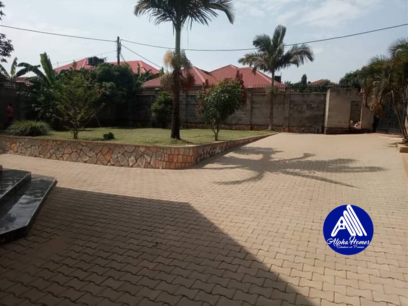 Bungalow for sale in Bweyogerere Wakiso