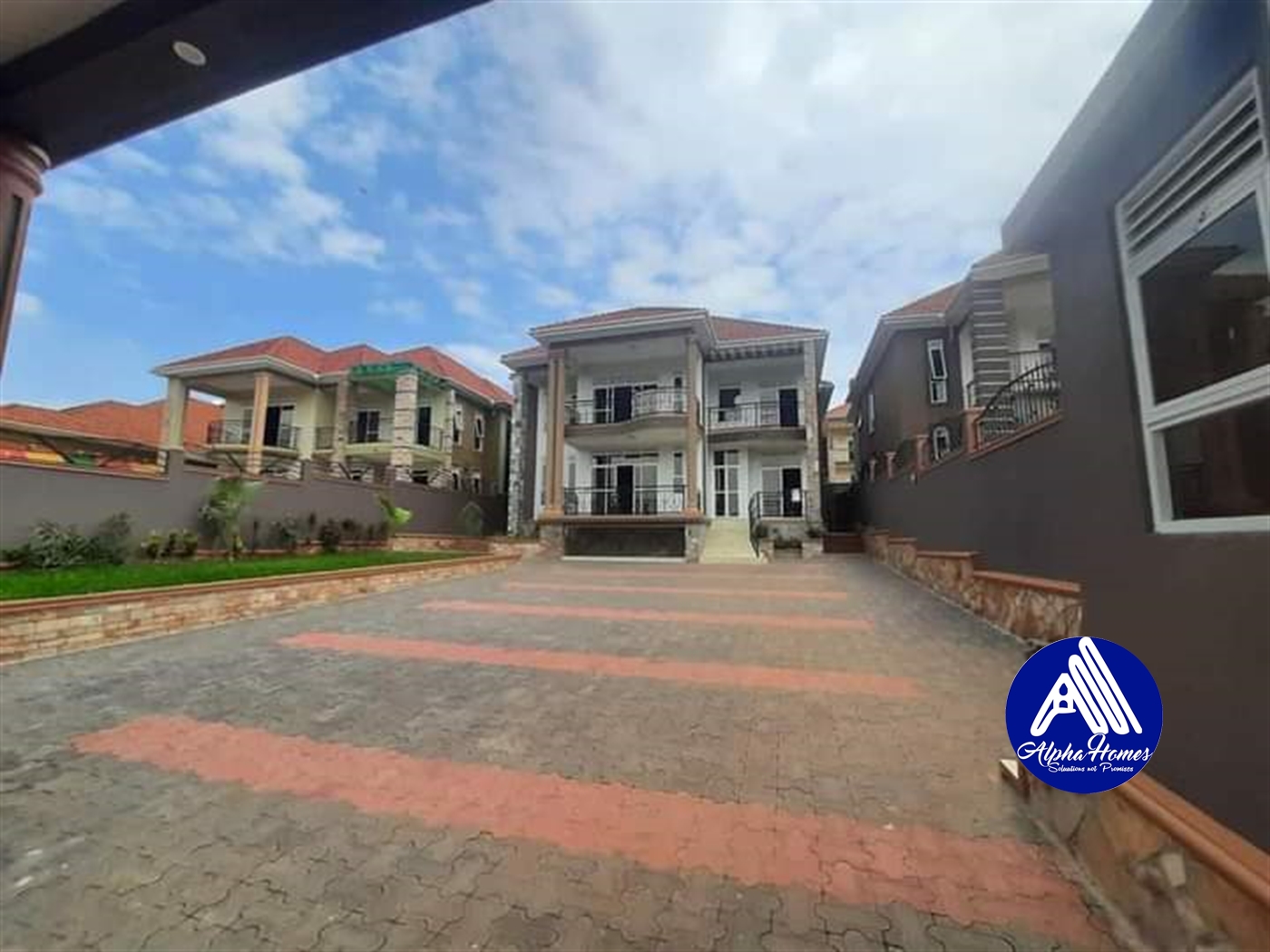 Bungalow for sale in Kira Wakiso