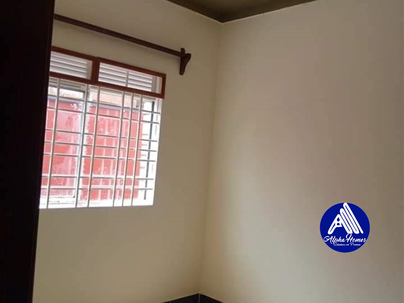 Semi Detached for rent in Kisaasi Kampala