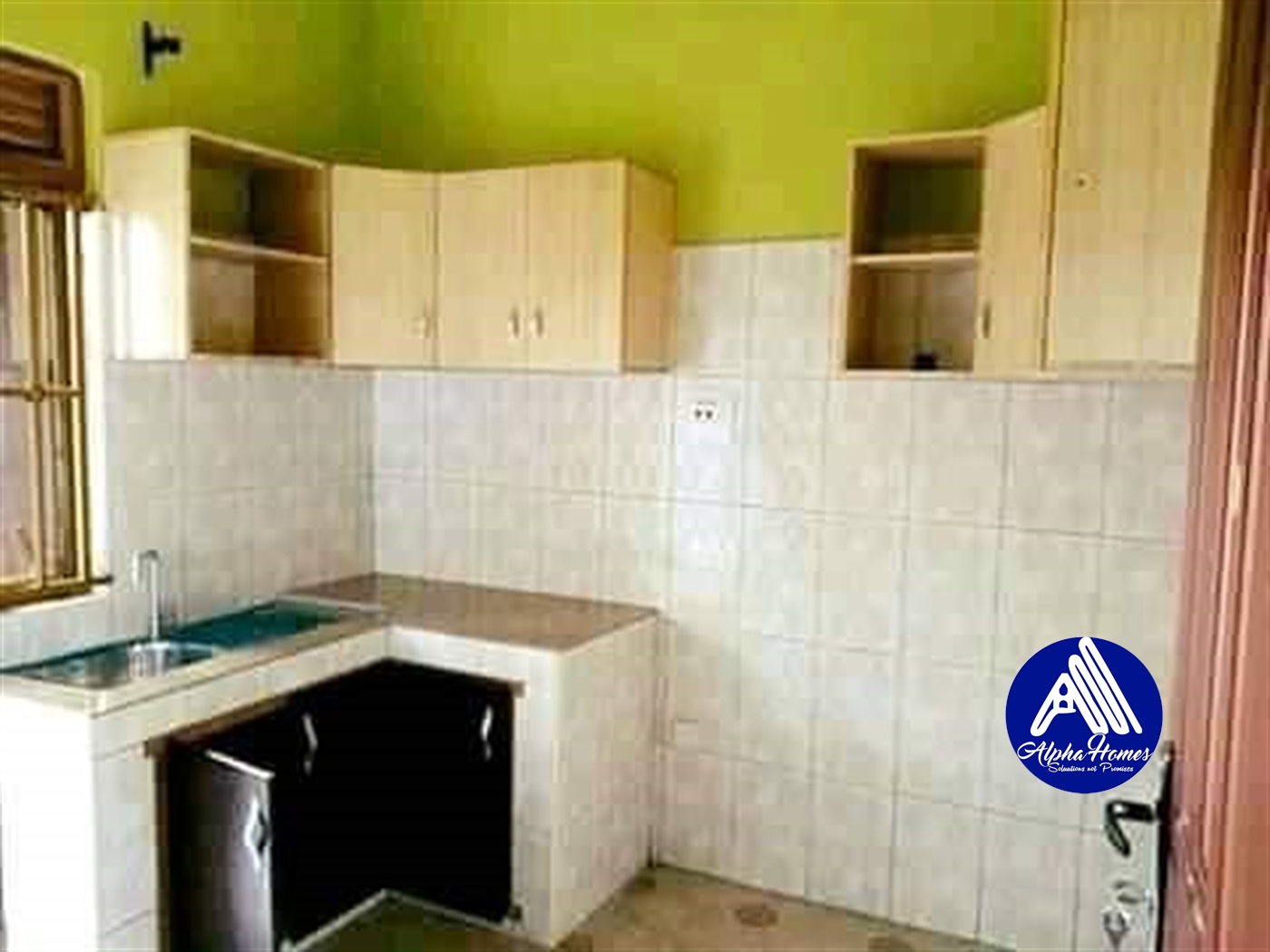 Semi Detached for rent in Bweyogerere Wakiso