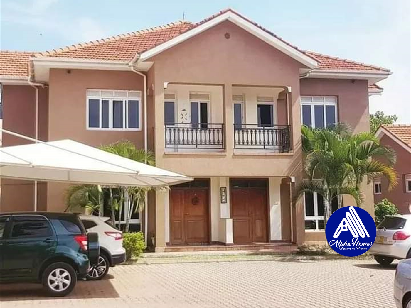 Villa for rent in Muyenga Kampala