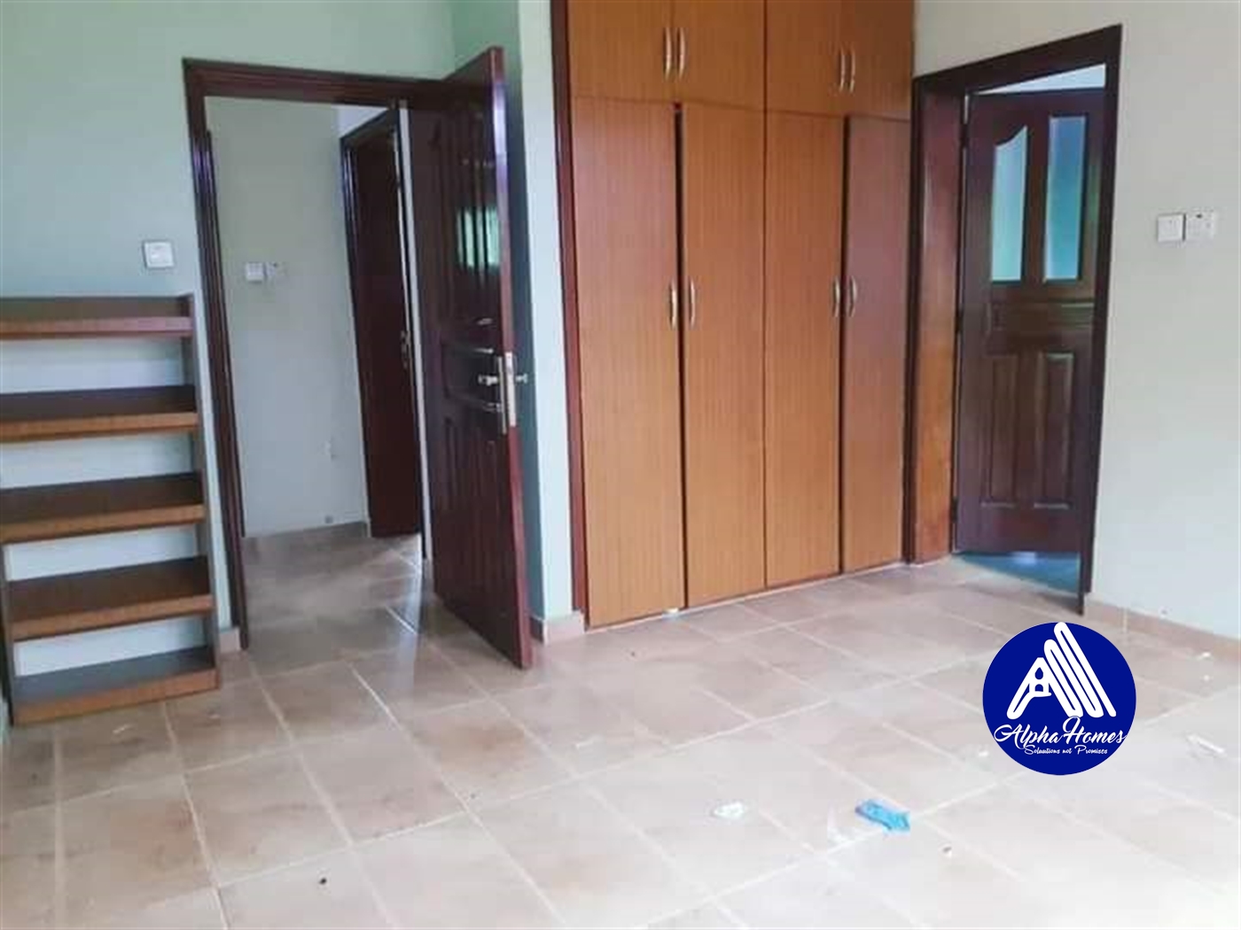 Semi Detached for rent in Muyenga Kampala