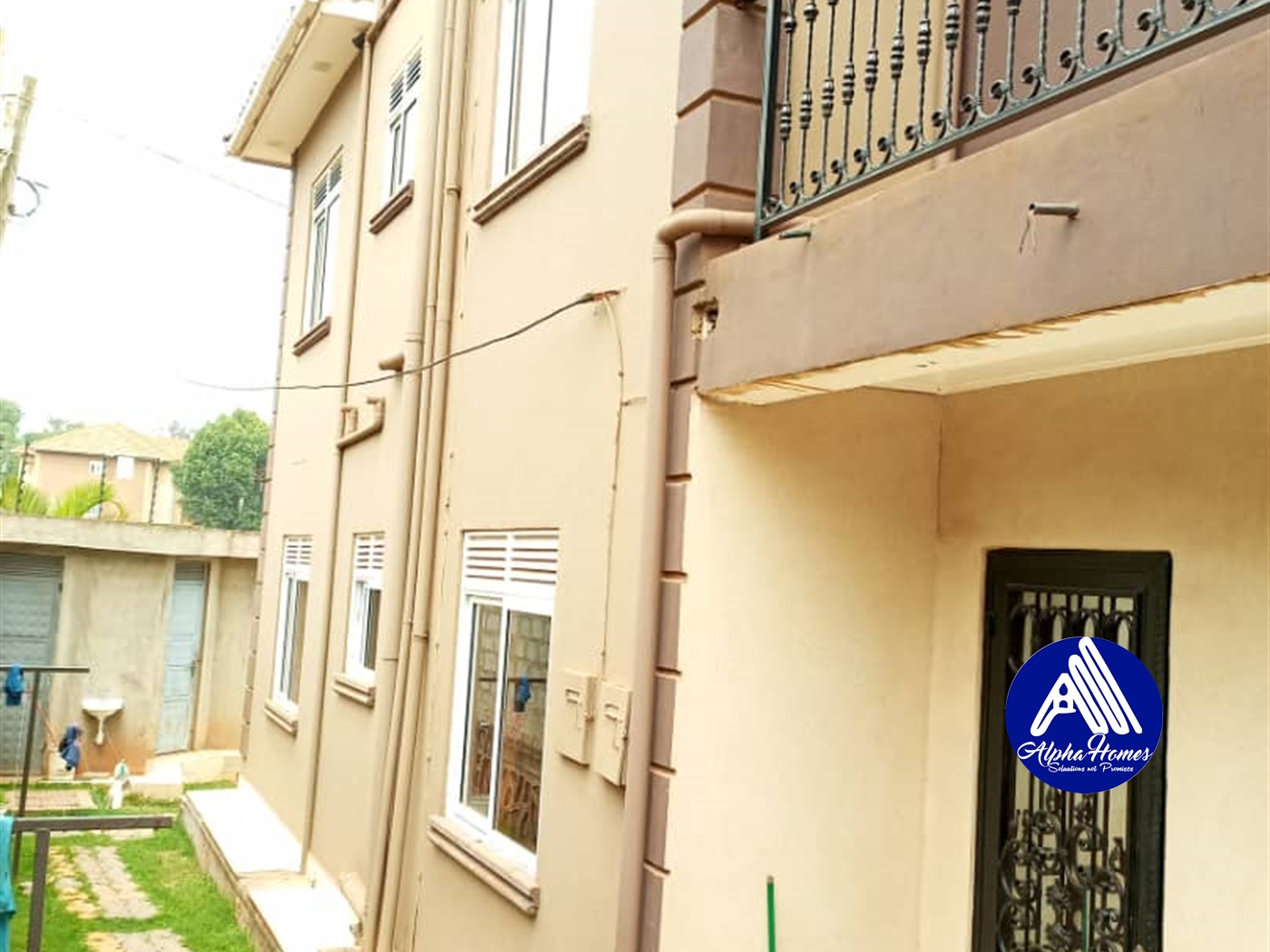 Mansion for sale in Kiwaatule Kampala