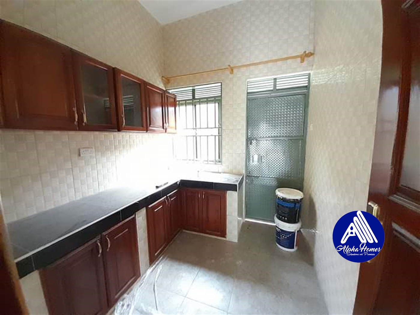 Semi Detached for rent in Bweyogerere Wakiso