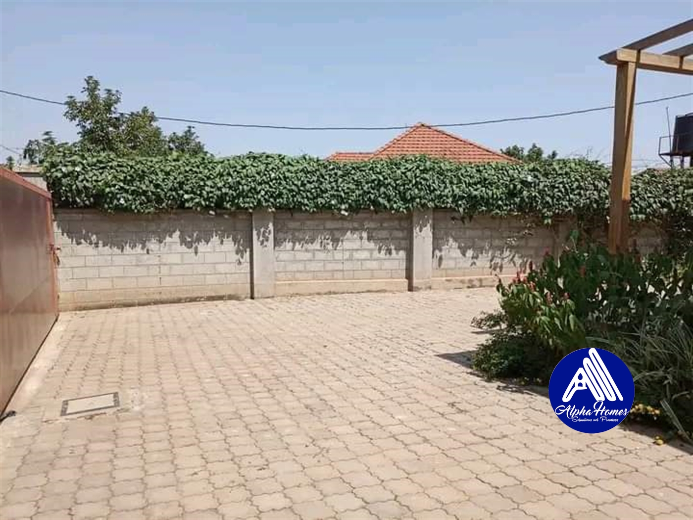 Bungalow for sale in Kira Wakiso