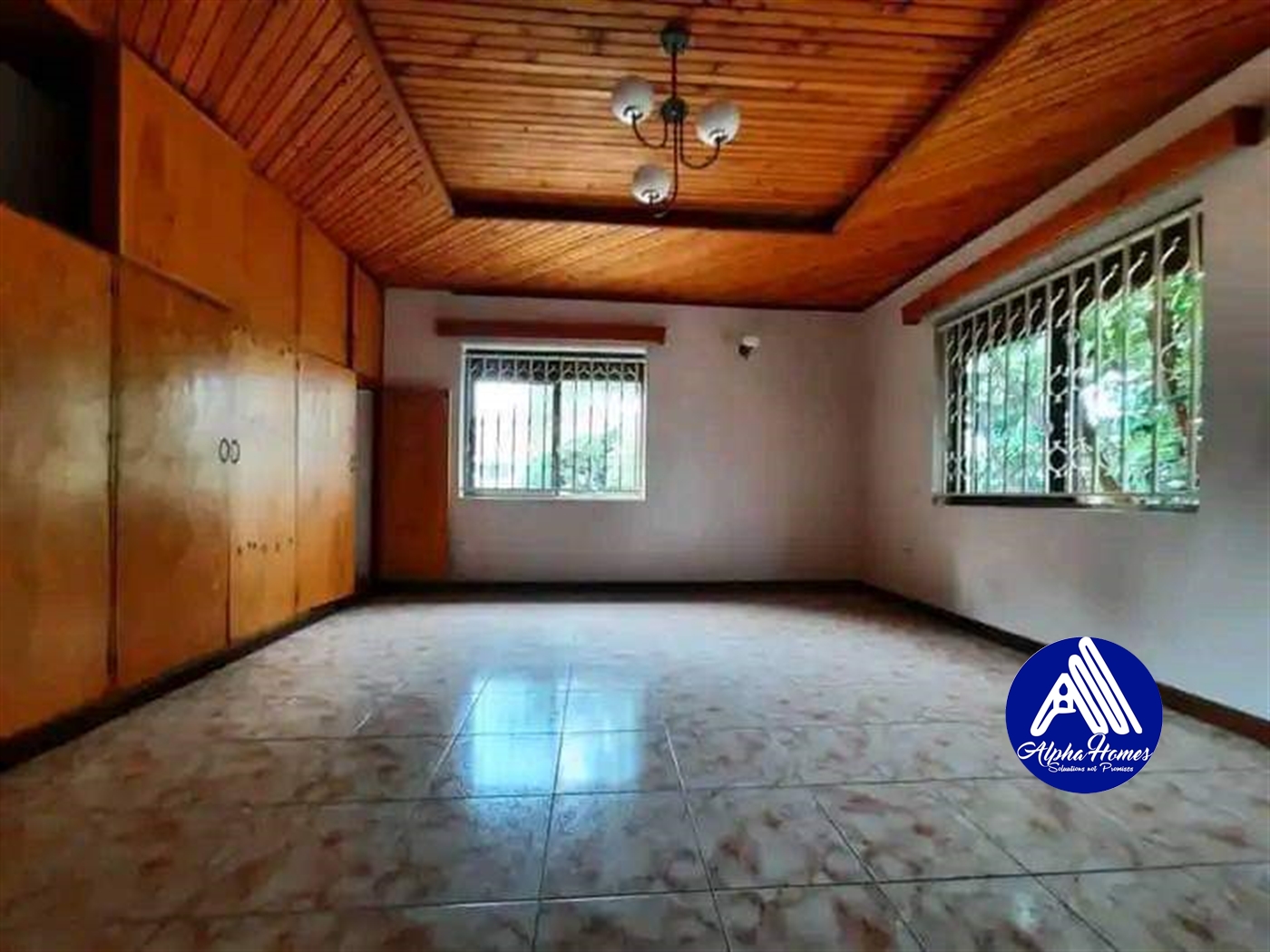 Bungalow for rent in Naguru Kampala