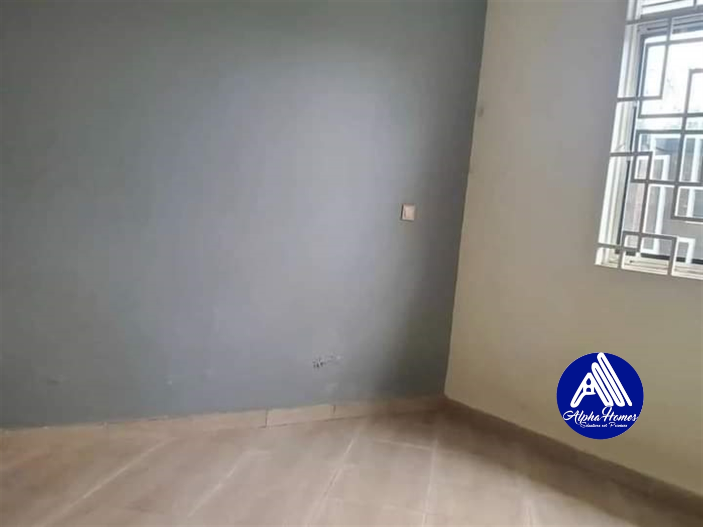 Semi Detached for rent in Kulambilo Wakiso