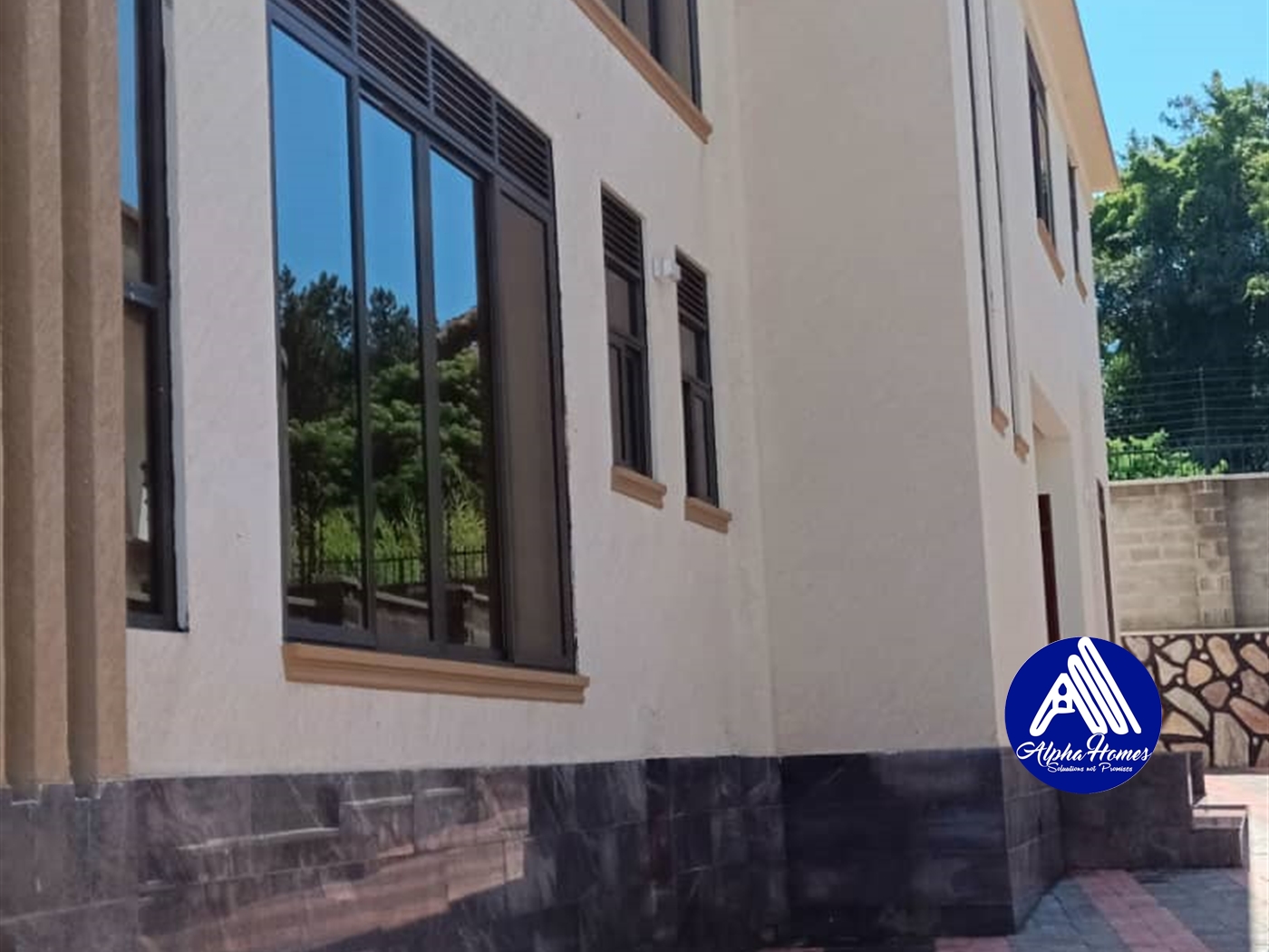 Mansion for sale in Munyonyo Kampala