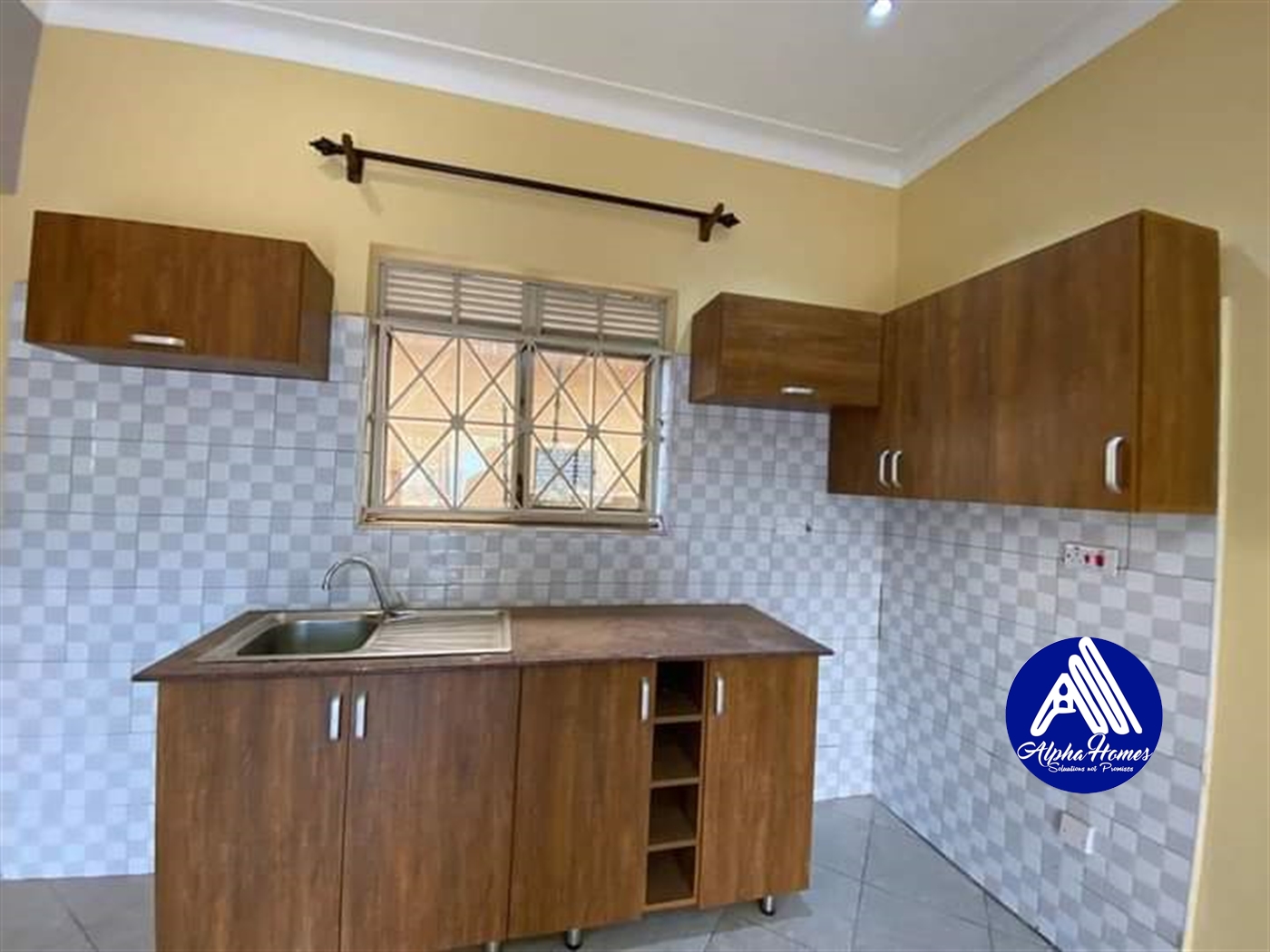 Semi Detached for rent in Kyanja Kampala