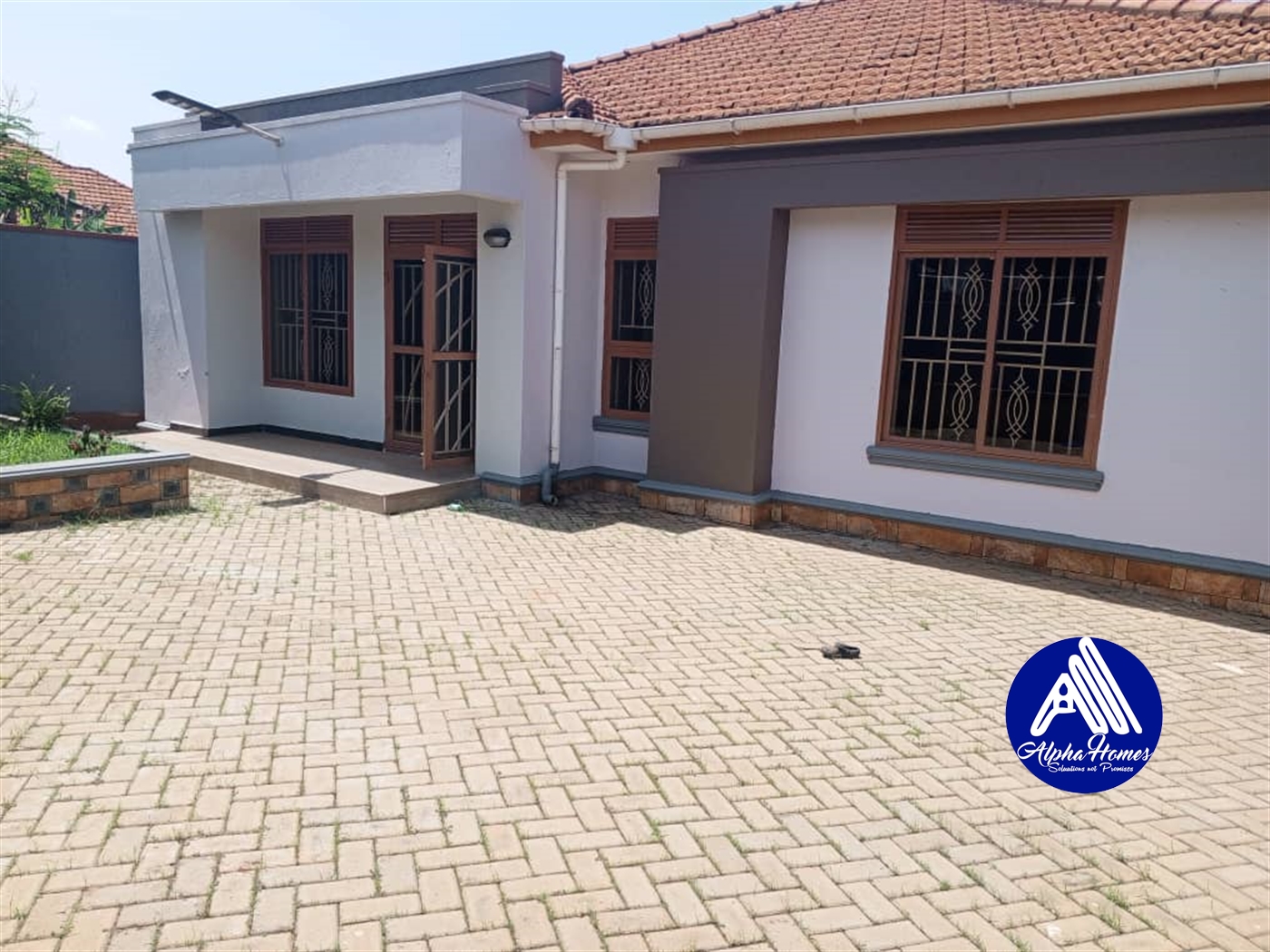 Bungalow for rent in Kira Wakiso